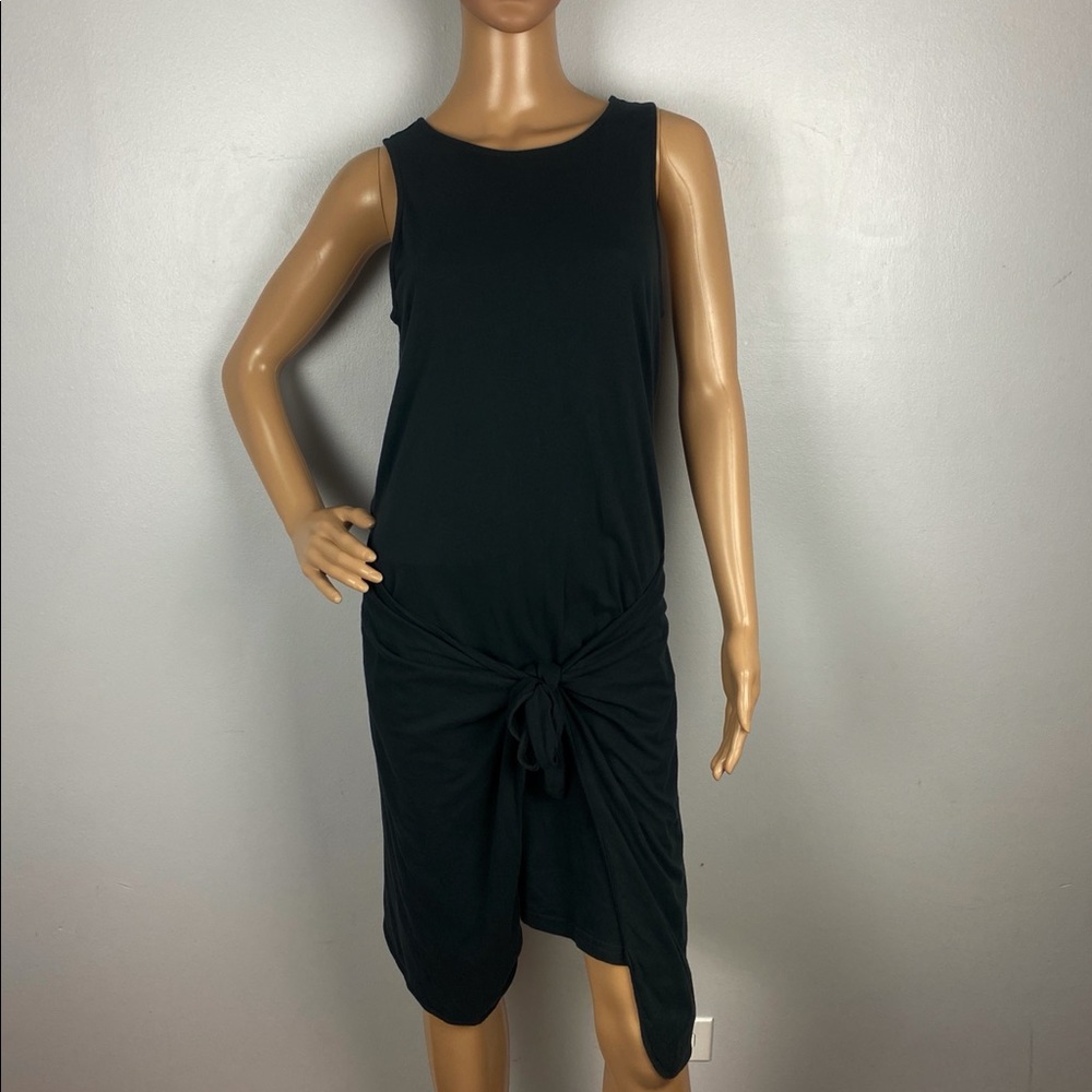 NEW RAILS BLACK SLEEVELESS TIE FRONT MINI DRESS - Picture 2 of 7